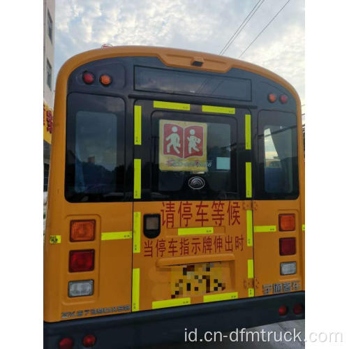 Bus sekolah dasar Yutong 6379 37 kursi bekas